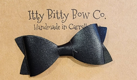 Solid Black Leather Bow Clip